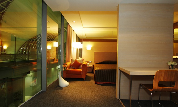 ห้องสแตนดาร์ด 10 ชั่วโมง  โรงแรมมิราเคิล ทรานสิท กรุงเทพมหานคร